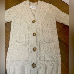 White Zara Sweater, Girls Size: 8, off-white.